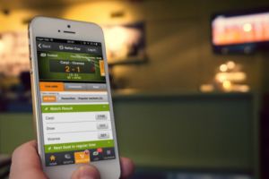 Reclamele la TV pentru pariuri, INTERZISE până la ora 23:00. De când se aplică regula CNA