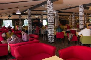 Restaurantul Padrino se redeschide şi se reinventează