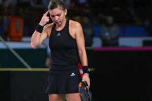 Halep, urmărită de eşec: „Antrenorul îmi tot spune să uit acel meci, dar nu pot”