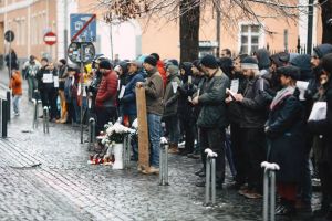 Flashmob-urile din Sibiu au ajuns în Huffington Post. Reportaj amplu despre ”Vă vedem din Sibiu”