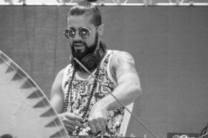 A MURIT un DJ celebru! ACCIDENT FATAL în timpul concertului