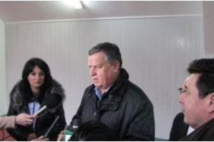 RÂMNICU VÂLCEA: INAUGURARE LUCRĂRI LA SALA DE ATLETISM A STADIONULUI MUNICIPAL ”ZĂVOI”