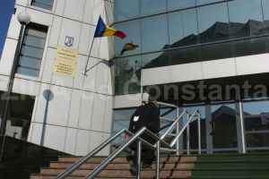 Petre Krapcenco, angajat al Agentiei pentru Protectia Mediului Constanta, condamnat 