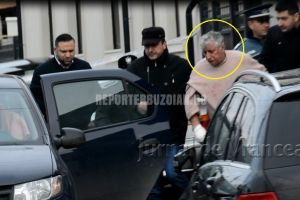Crimă şocantă! Și-a căsăpit nevasta cu mai multe lovituri de cuţit, secţionându-i jugulara