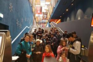 Activităţi dedicate copiilor în prag de Crăciun