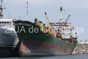 Constanta. Șapte nave sunt avizate pentru sosire in porturile maritime romanesti. Cele mai multe sunt pentru descarcare