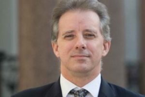 FBI ar fi oferit bani agentului MI6 pentru probe anti-Trump