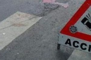 Femeie accidentată pe trecerea de pietoni