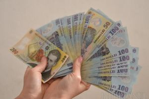 Fosta administratoare a Asociaţiei de Proprietari Sovata 13B, condamnată definitiv la închisoare cu executare: a furat peste 100.000 lei din banii locatarilor