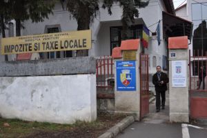 De când se pot plăti taxele şi impozitele locale pe 2018. Program special de sărbători