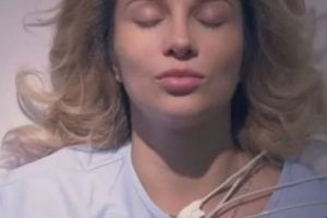 DRAMATIC! Lora, PE PATUL DE SPITAL, conectată la aparate. Cum a ajuns în acest stadiu - FOTO