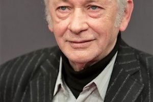 „Nu mi-a plăcut niciodată să dau din coate, să calc peste cadavre…” (I)