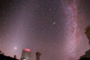 AUSTRALIA pleacă în COSMOS