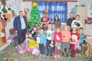 Jucăriile au ajuns la Muntenii de Sus