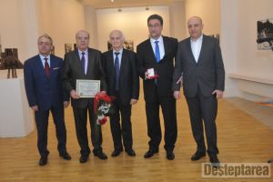 Exerciţiu de admiraţie pentru George Apostu