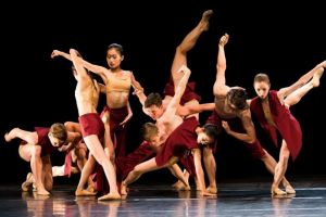 An de excepţie pentru Teatrul de Balet Sibiu. 2017 se încheie cu un mega turneu