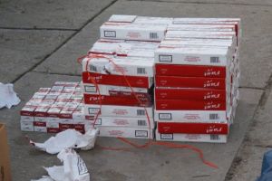 Sef de post si adjunctul sau sanctionati in Serbia dupa ce au fost prinsi cu tigari si alcool