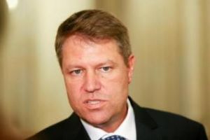 Atacul dur al lui Klaus Iohannis: Ca în 1989, lumea strigă din nou ”Jos comunismul!”