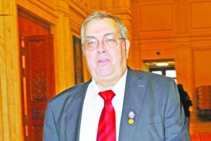 Anghel Stanciu-Drojdieru’ trece pe suc de grîu verde