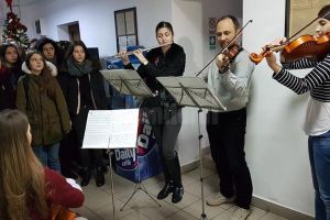Corul mixt al Colegiului de Artă şi Cvartetul Royal au colindat Monitorul de Suceava