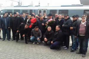 Petrecere surpriza in Gara CFR Constanta in asteptarea trenului care venea de la Bucuresti. Ce au sarbatorit angajatii CFR (galerie foto)