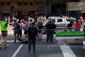 VIDEO FOTO Atac cu maşină în Austraţia. Cel puţin 14 răniţi la Melborune