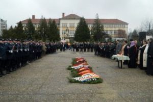 Ceremonial militar si religios de Ziua Victoriei Revolutiei Romane si a Libertatii in Garnizoana Baia Mare