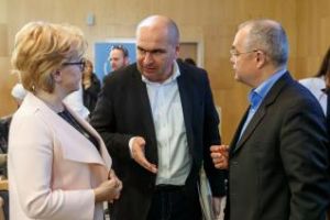 Primarii au împărtăşit din experienţa lor la conferinţa de bune practici în administraţia locală de la Cluj-Napoca