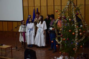 Crăciunul, prilej de bucurie şi pentru copiii orfani