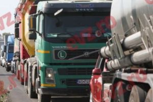 Şoferi ROMÂNI exploataţi în BELGIA. 142 de CAMIOANE au fost SECHESTRATE