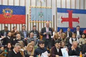 S-a votat: se majorează impozitele şi taxele locale în Satu Mare! Ședinţă tensionată