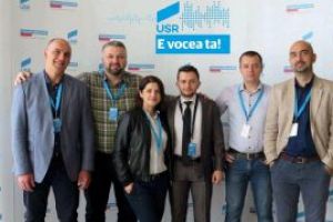 Deputatul Vlad Durus si USR Maramures: Casele sa va fie pline de belsug