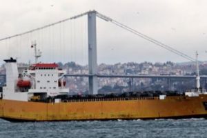 În ciuda faptului că a zis că retrage armata din Orientul mijlociu, Putin trimite vehicule militare în Siria (Video)