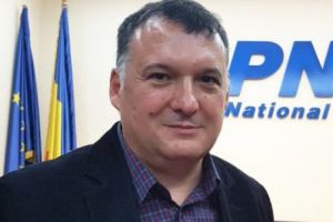 Primul proiect al Opoziţiei, adoptat în Parlament  Fermierii şi dezvoltatorii imobiliari, persoane fizice, vor fi amnistiaţi fiscal. Îniţiator, liberalul Bogdan Huţucă
