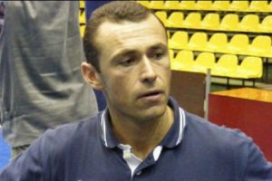 TEROARE în SPORT. Un antrenor este acuzat: „Mi-a dat mie cu piciorul în burtă. Dădea şi cu pumnul, şi cu palma”