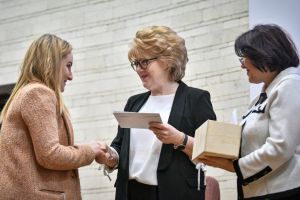 VIDEO FOTO Primăria Sibiu a premiat elevii cu rezultate bune la olimpiade. Avem peste 30 de olimpici