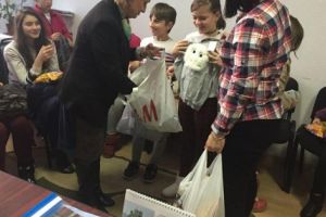 Colindătorii au poposit la CRESC