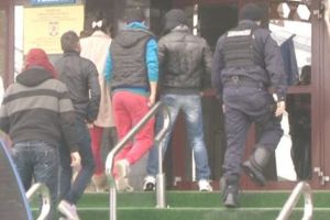 Poliţişti argeşeni, pe urmele unor traficanţi de droguri