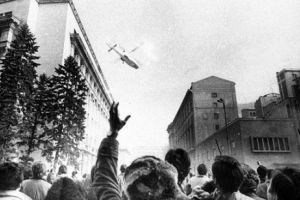 Revoluţia de la 1989 - mărturii uluitoare ale unui istoric britanic. Cum a organizat generalul Stănculescu fuga Ceauşeştilor cu elicopterul