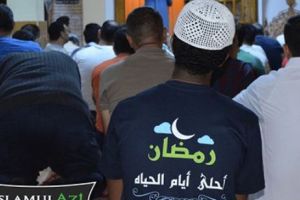 Centrul Cultural ISLAMIC “Islamul Azi” scoate ARABII şi MUSULMANII în stradă, BUCUREȘTI