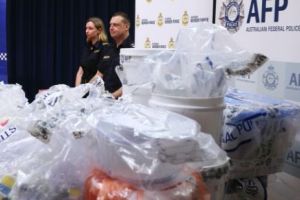 Captură record de droguri! Metamfetamină în valoare de peste un miliard dolari confiscată de poliţişti