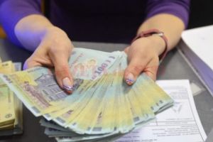 Acest GIGANT NU majorează salariile angajaţilor! Ce soluţie a găsit pentru a FENTA aşa-zisa „Revoluţie Fiscală”