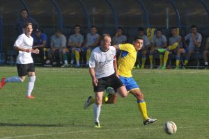 Fotbal/ Liga a III-a: În sfârşit, e bine şi afară