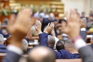 PSD vrea creştere economică de 5,5%: Proiectul de buget pe anul 2018 a fost adoptat