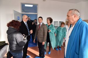 CJ Prahova a finalizat lucrarile de modernizare a Sectiei Interne de la Spitalul Judetean. Vezi aici cum arata noile saloane