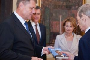 Adevărul despre legea Casei Regale. Iohannis, Cioloş, Dragnea, Tăriceanu şi Tudose, în jocul orgoliilor ”curtenilor” 