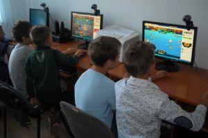 Onceşti: Accesul la internet se face pe bază de programare