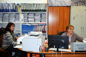 Programul instituţiilor publice de sărbători