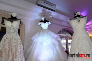 FOTOGALERIE. S-a deschis târgul de nunţi de la Veneţia. Ce pot vedea viitorii miri