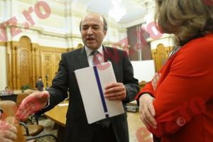 Tudorel Toader riscă demiterea dacă nu împinge „Dosarul Belina” la CCR